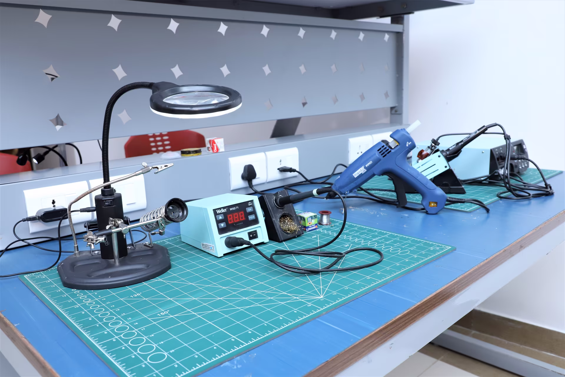 Soldering Table